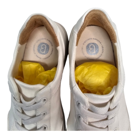 NWOT BzeesTime Square Women's Slip-Ons Size 7.5 - Picture 5 of 8